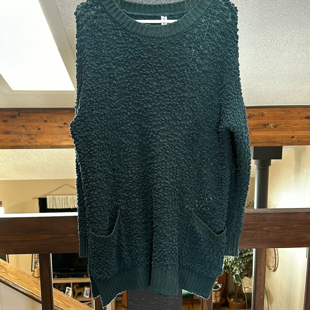 Dressed in LaLa oversized popcorn sweater
